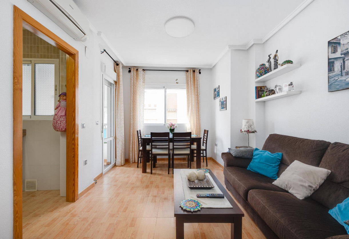 Sale · APARTAMENTO · Torrevieja · Playa del Acequión