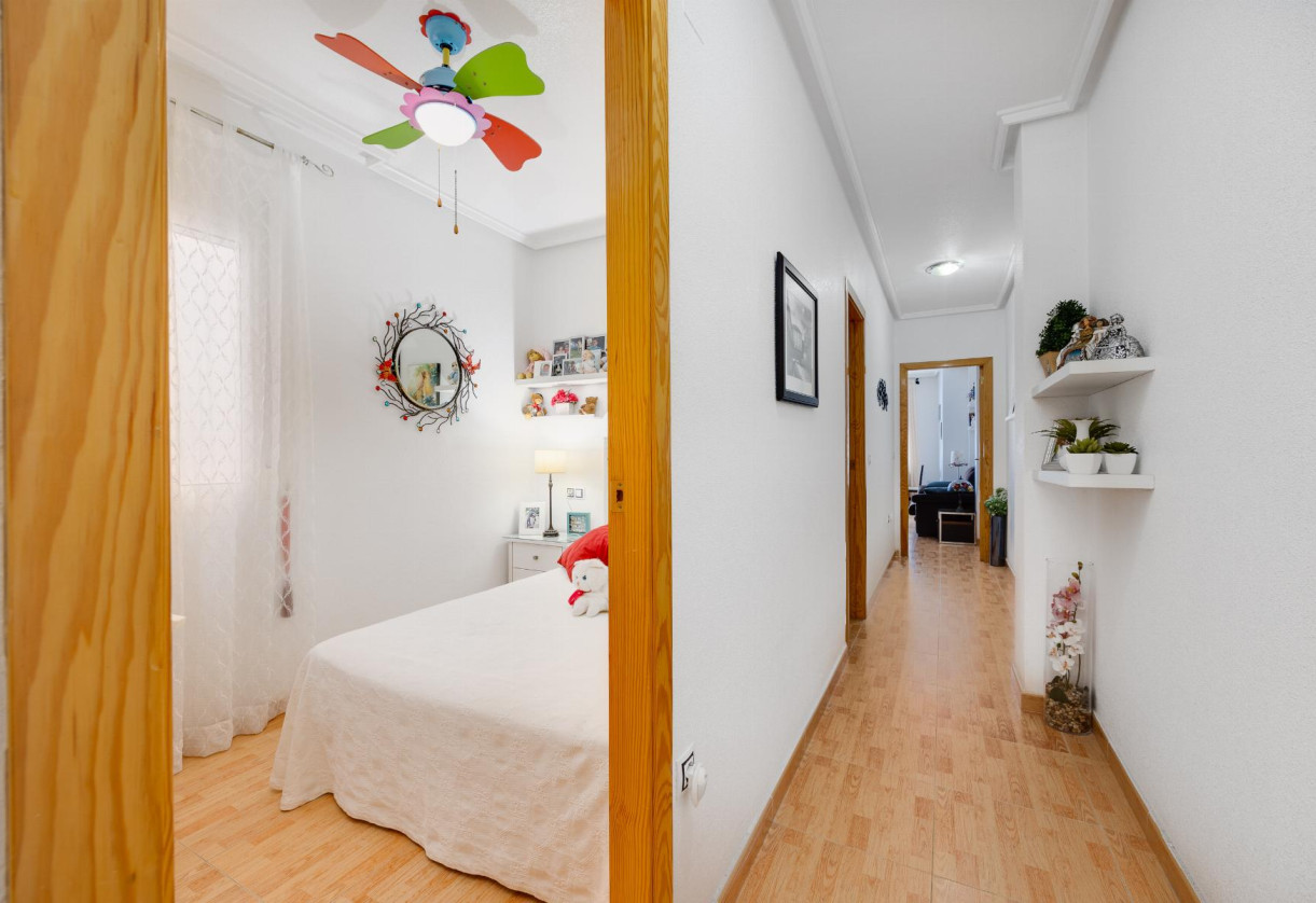 Sale · APARTAMENTO · Torrevieja · Playa del Acequión