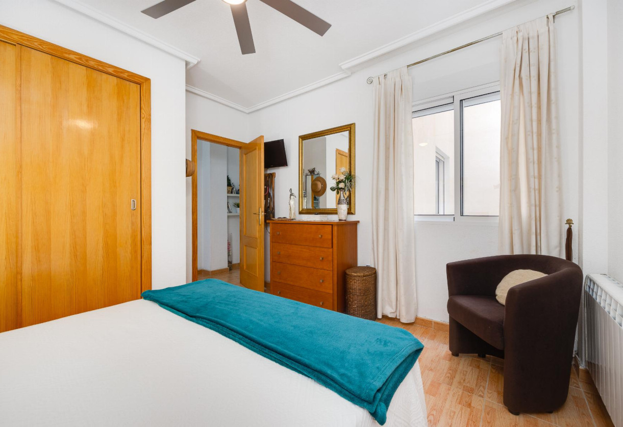 Sale · APARTAMENTO · Torrevieja · Playa del Acequión