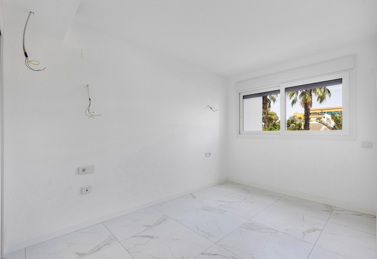 Sale · Apartment · Torrevieja · Punta Prima