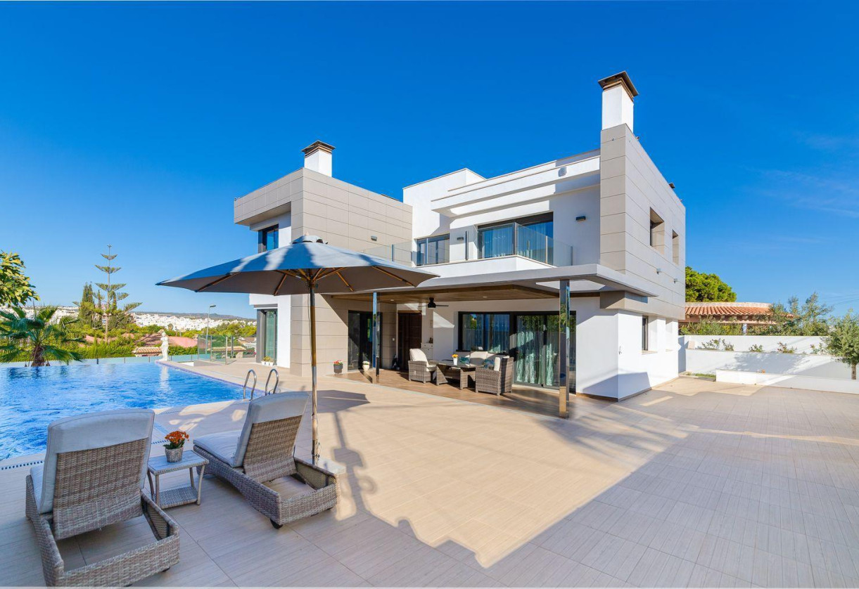 Rynek wtórny · Villa · Torrevieja · Los balcones