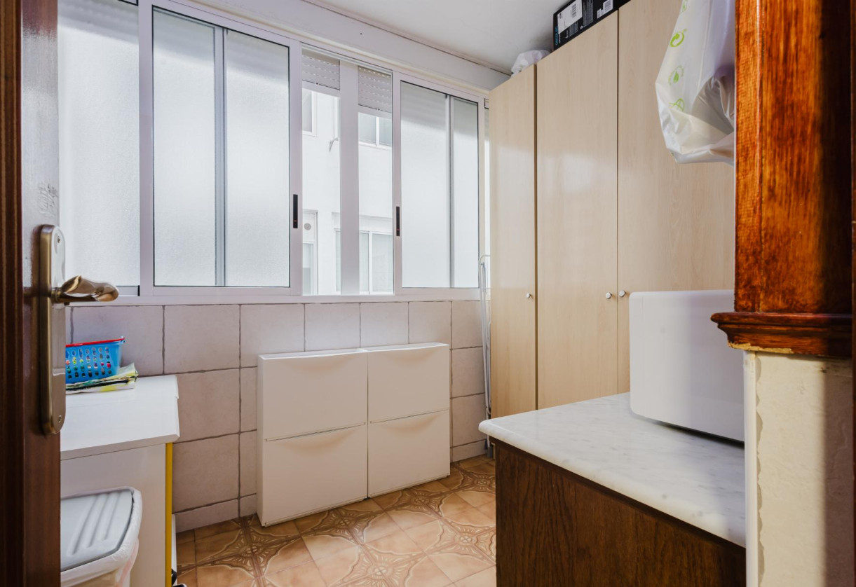 Rynek wtórny · APARTAMENTO · Torrevieja · Playa del Acequión
