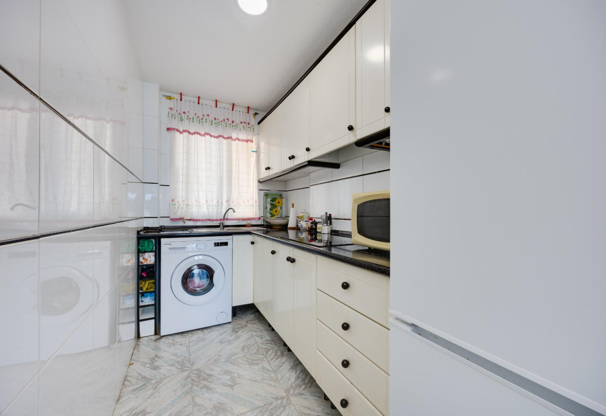 Rynek wtórny · APARTAMENTO · Torrevieja · torre del moro
