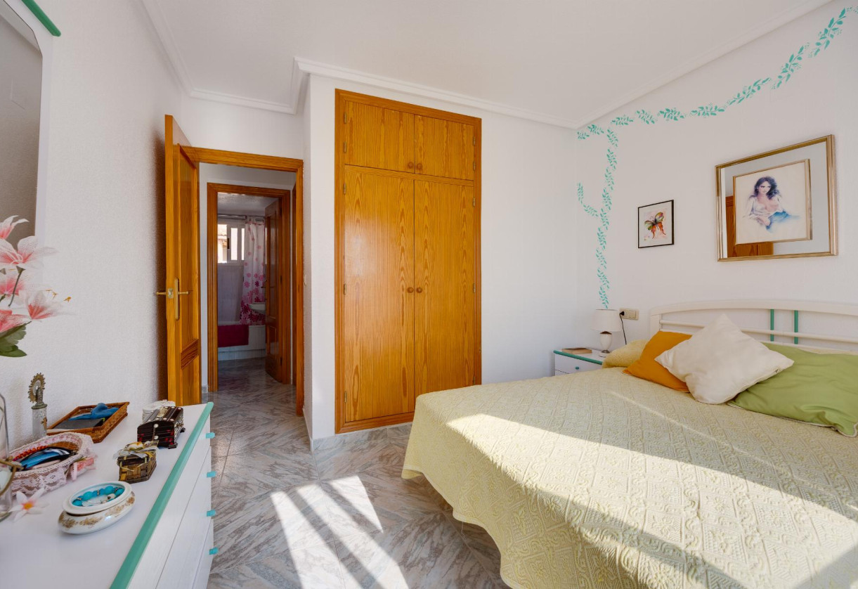 Rynek wtórny · APARTAMENTO · Torrevieja · torre del moro