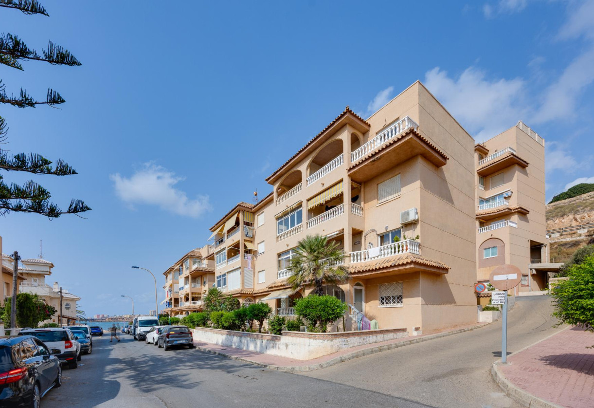 Rynek wtórny · APARTAMENTO · Torrevieja · torre del moro