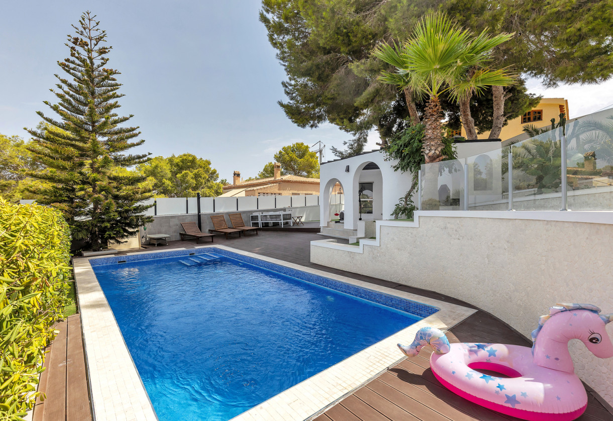 Sale · Villa · Torrevieja · Los balcones