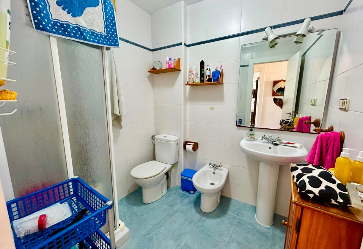 Rynek wtórny · APARTAMENTO · Torrevieja · Playa de los Locos