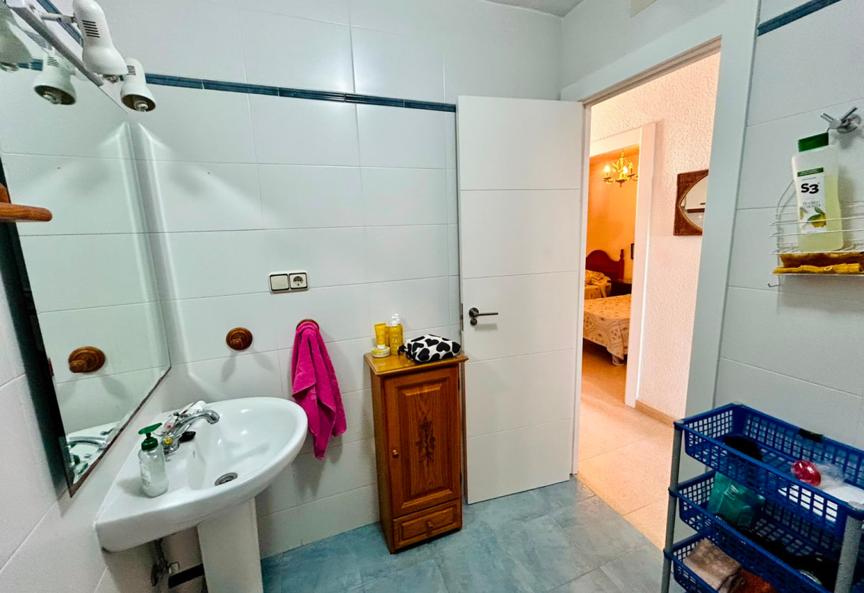 Rynek wtórny · APARTAMENTO · Torrevieja · Playa de los Locos