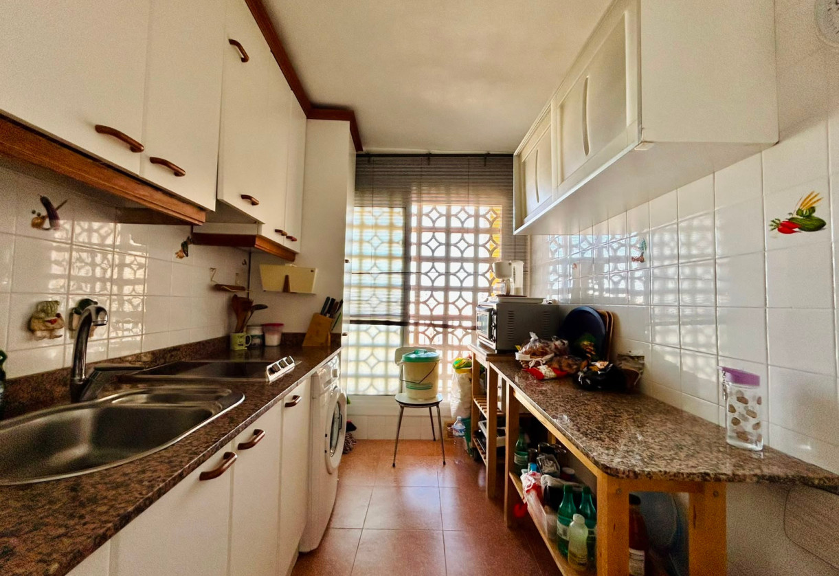 Rynek wtórny · APARTAMENTO · Torrevieja · Playa de los Locos