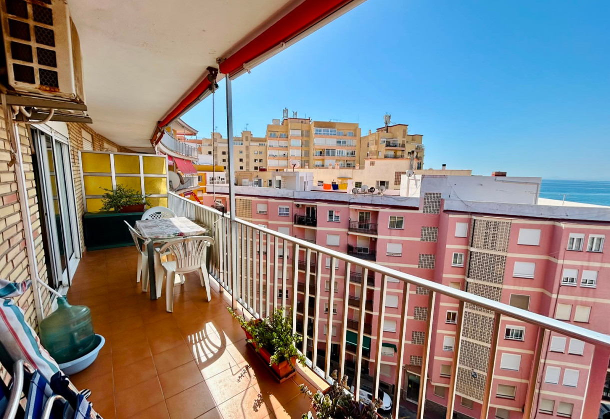 Rynek wtórny · APARTAMENTO · Torrevieja · Playa de los Locos