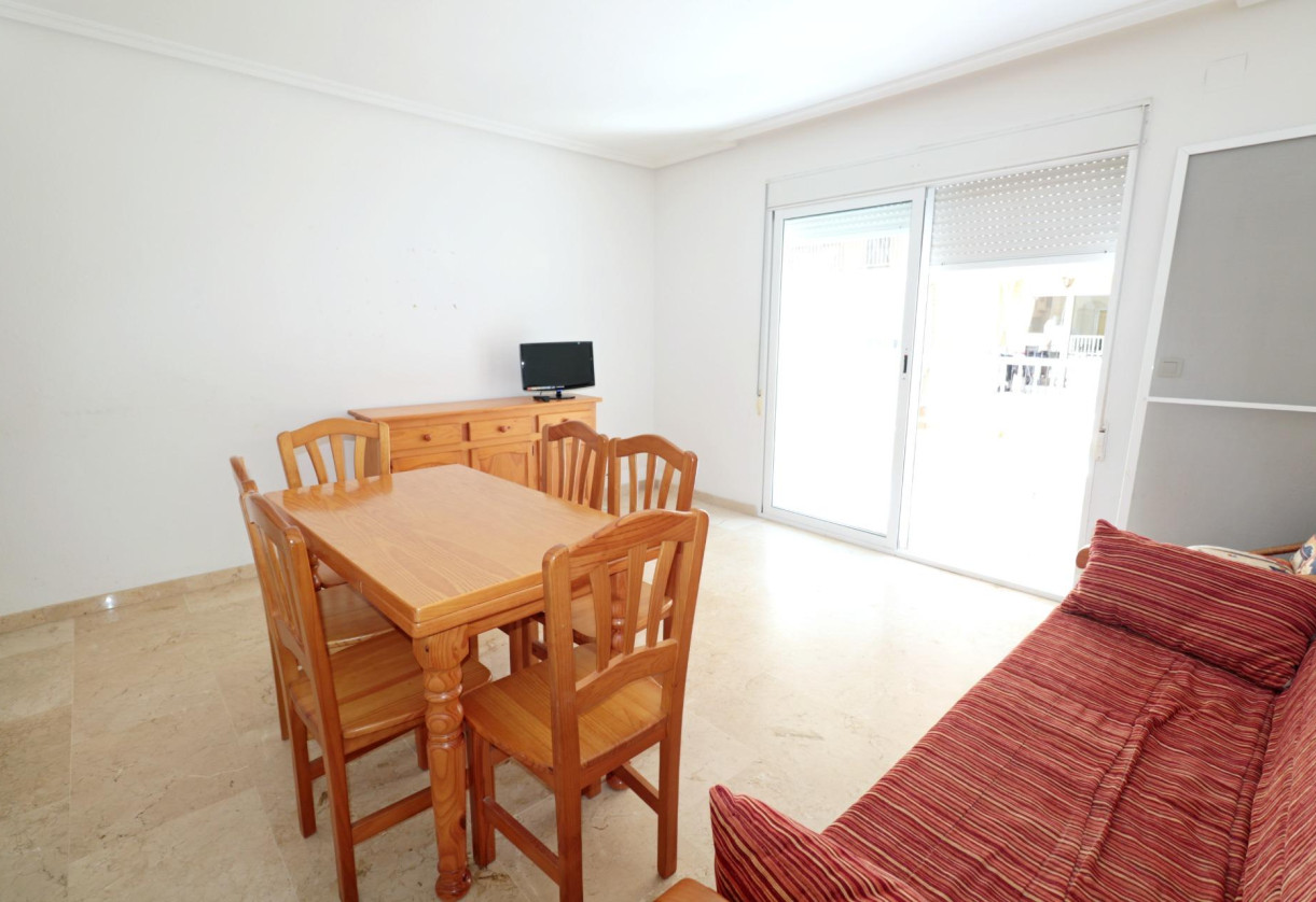 Rynek wtórny · Apartment · Torrevieja · Playa del cura