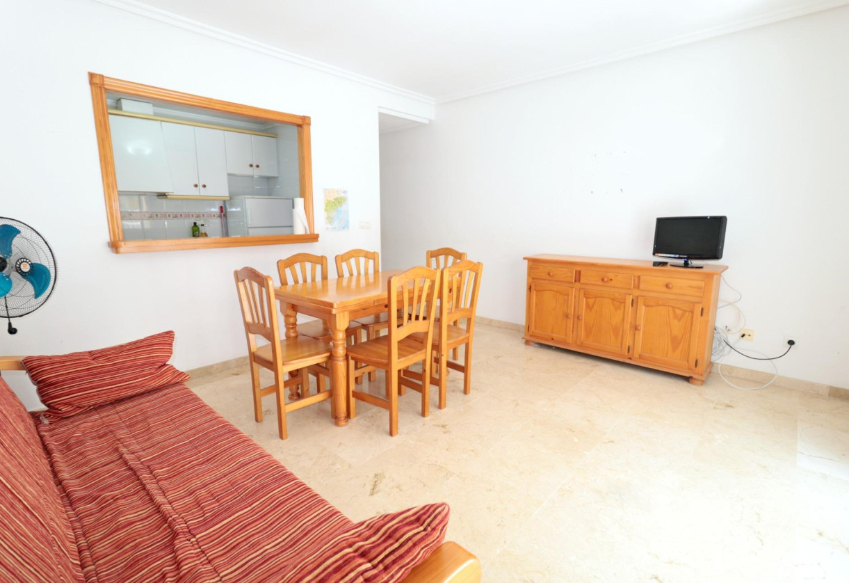 Rynek wtórny · Apartment · Torrevieja · Playa del cura