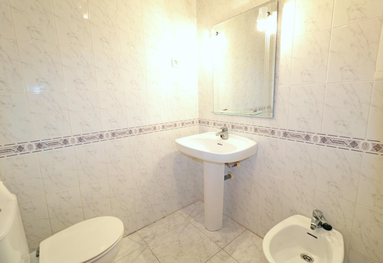 Rynek wtórny · Apartment · Torrevieja · Playa del cura