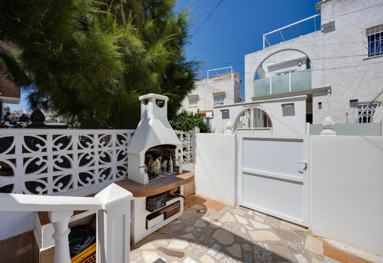 Rynek wtórny · Villa · Torrevieja · Calas blanca