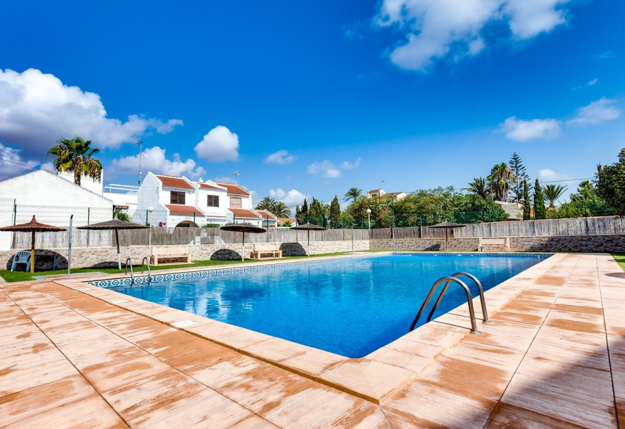 Rynek wtórny · Villa · Torrevieja · Calas blanca