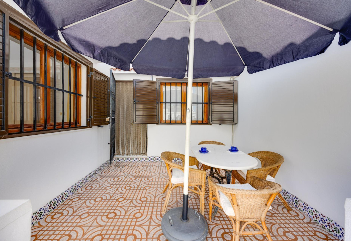 Rynek wtórny · Villa · Torrevieja · Calas blanca