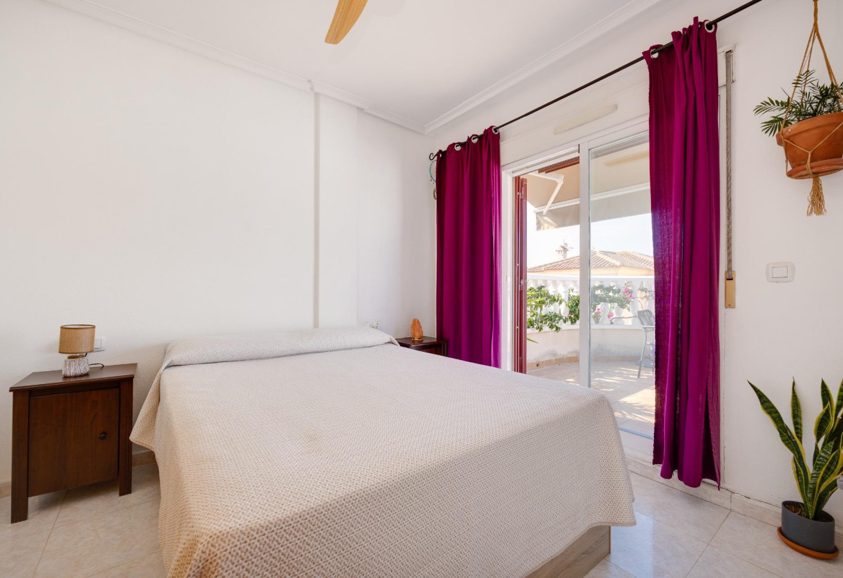 Rynek wtórny · Villa · Torrevieja · Aguas Nuevas