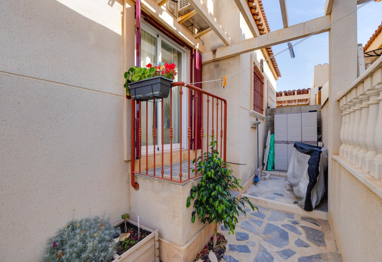 Rynek wtórny · Villa · Torrevieja · Aguas Nuevas