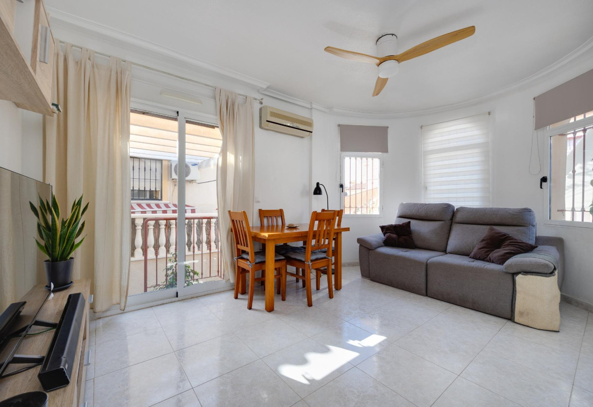 Rynek wtórny · Villa · Torrevieja · Aguas Nuevas