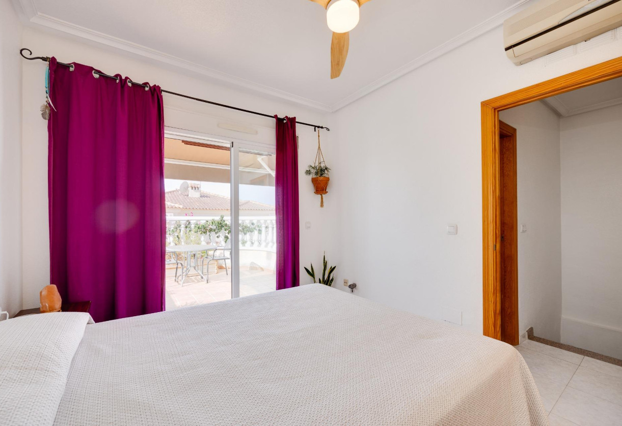 Rynek wtórny · Villa · Torrevieja · Aguas Nuevas