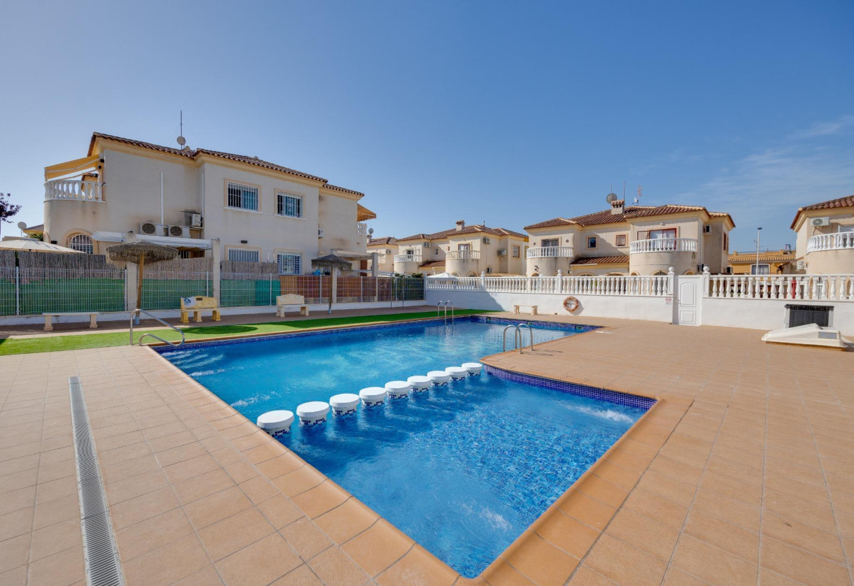 Rynek wtórny · Villa · Torrevieja · Aguas Nuevas