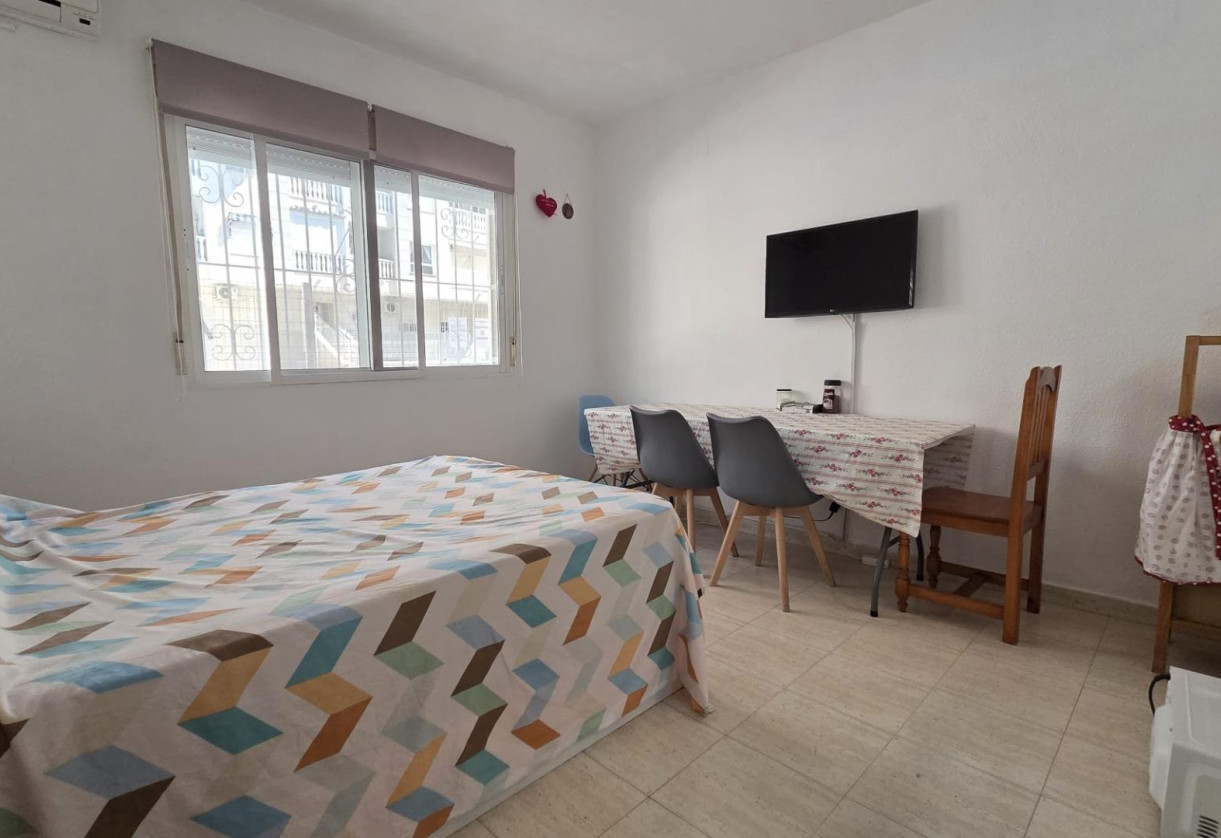 Rynek wtórny · Apartment · Torrevieja · Playa del cura