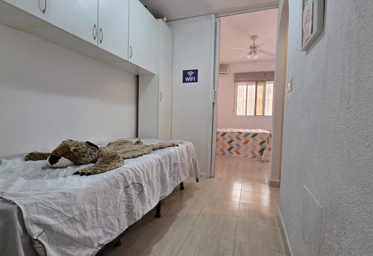 Rynek wtórny · Apartment · Torrevieja · Playa del cura