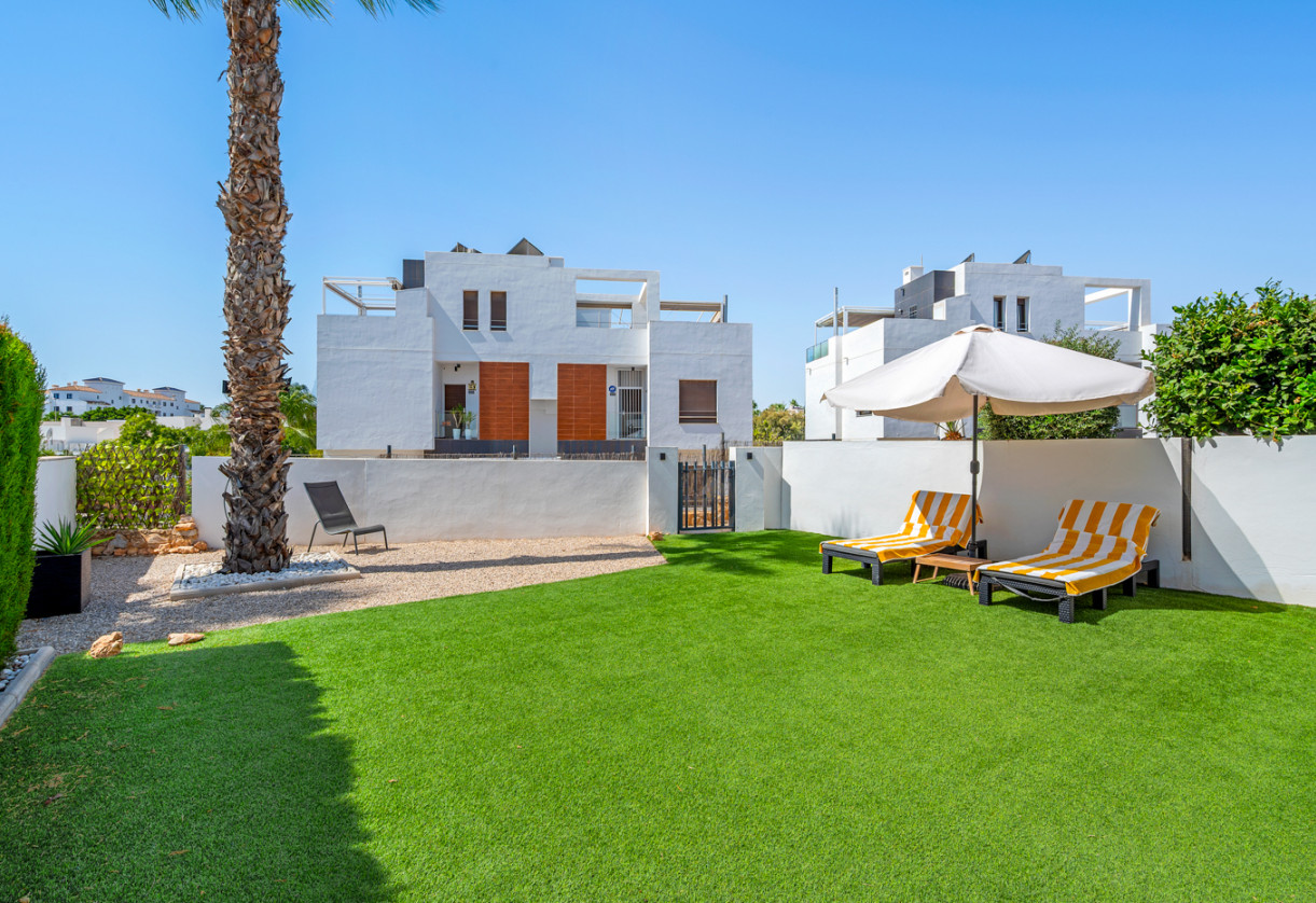 Sale · Villa · Orihuela Costa · Villamartín
