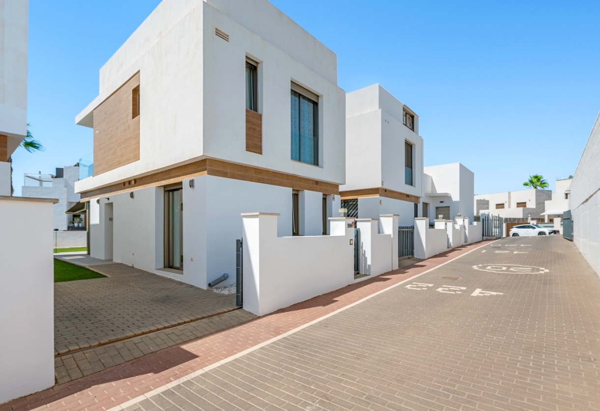 Sale · Villa · Orihuela Costa · Villamartín