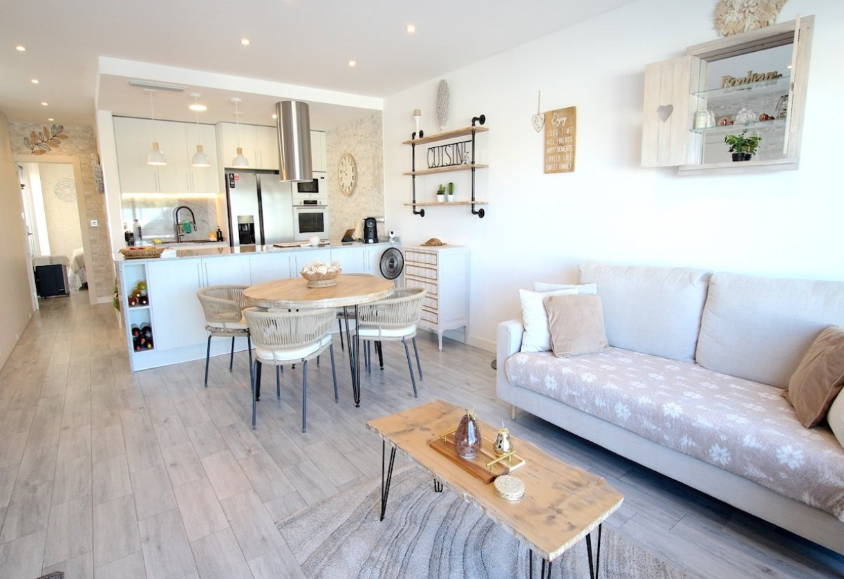 Sale · Villa · Daya Vieja