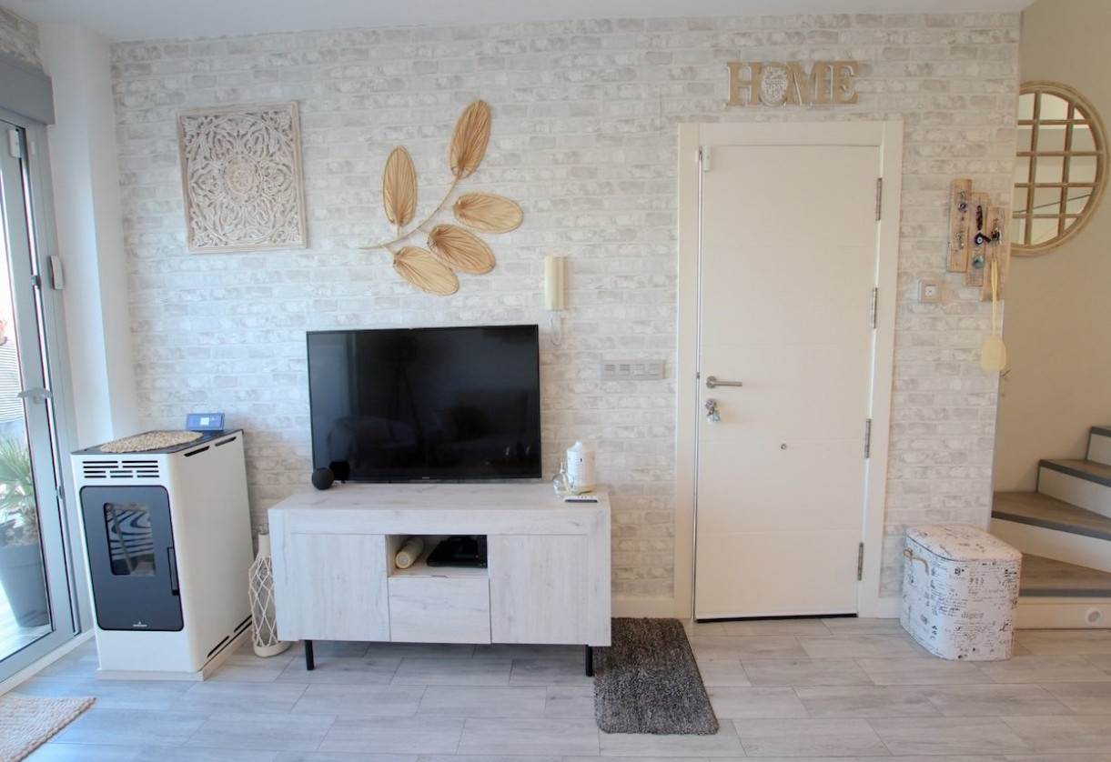 Sale · Villa · Daya Vieja