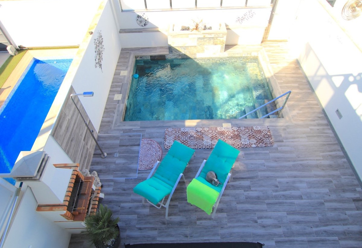 Sale · Villa · Daya Vieja