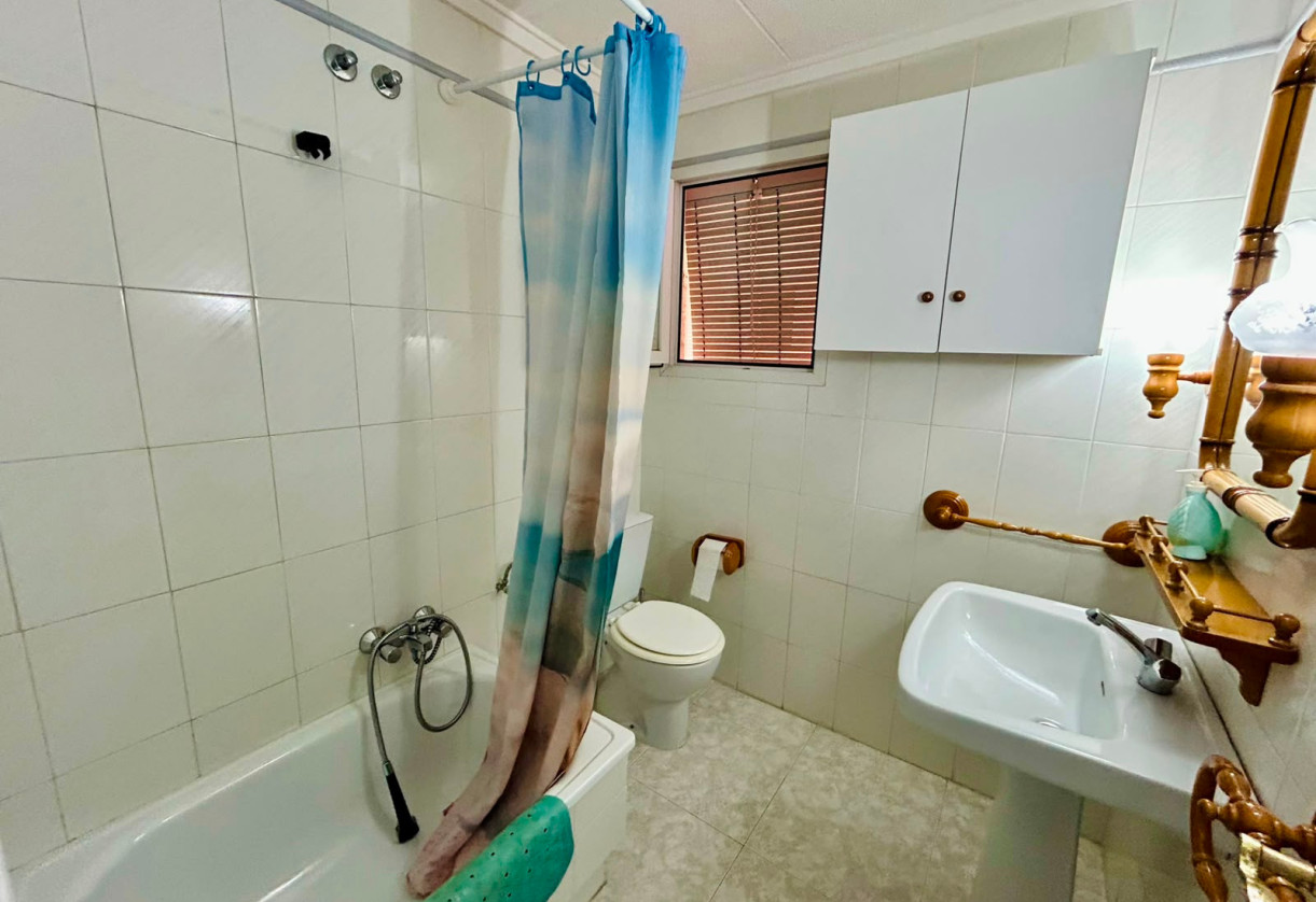 Sale · Apartment · Torrevieja · Playa de los Locos