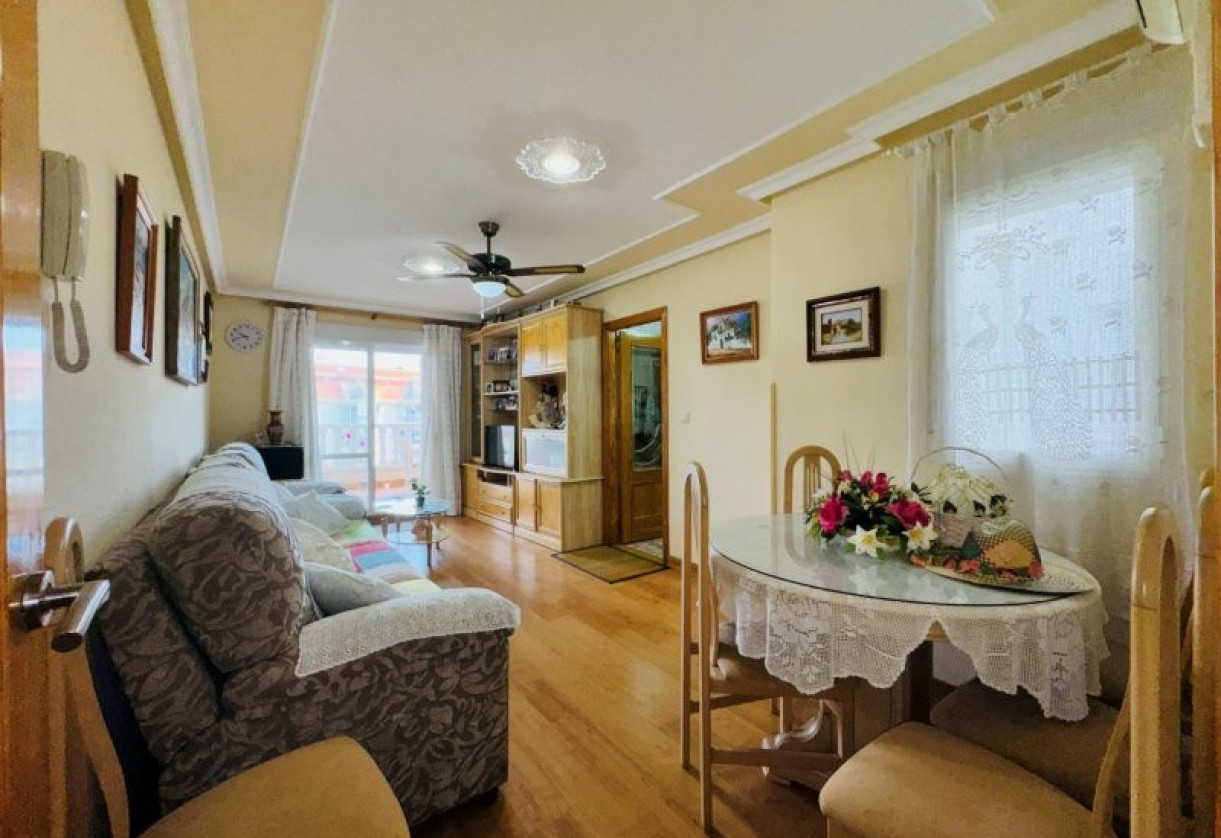 Reventa · Apartment · La Mata