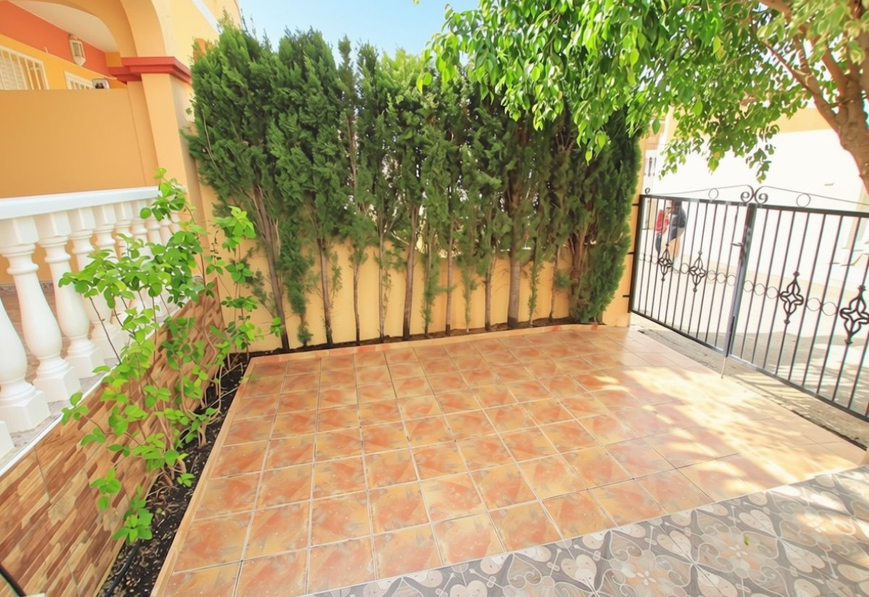 Sale · Townhouse · Villamartin