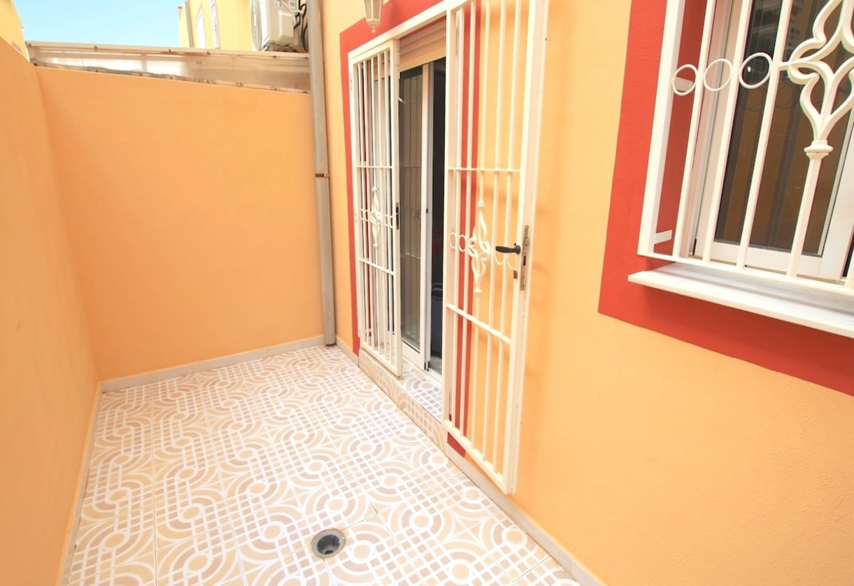 Sale · Townhouse · Villamartin