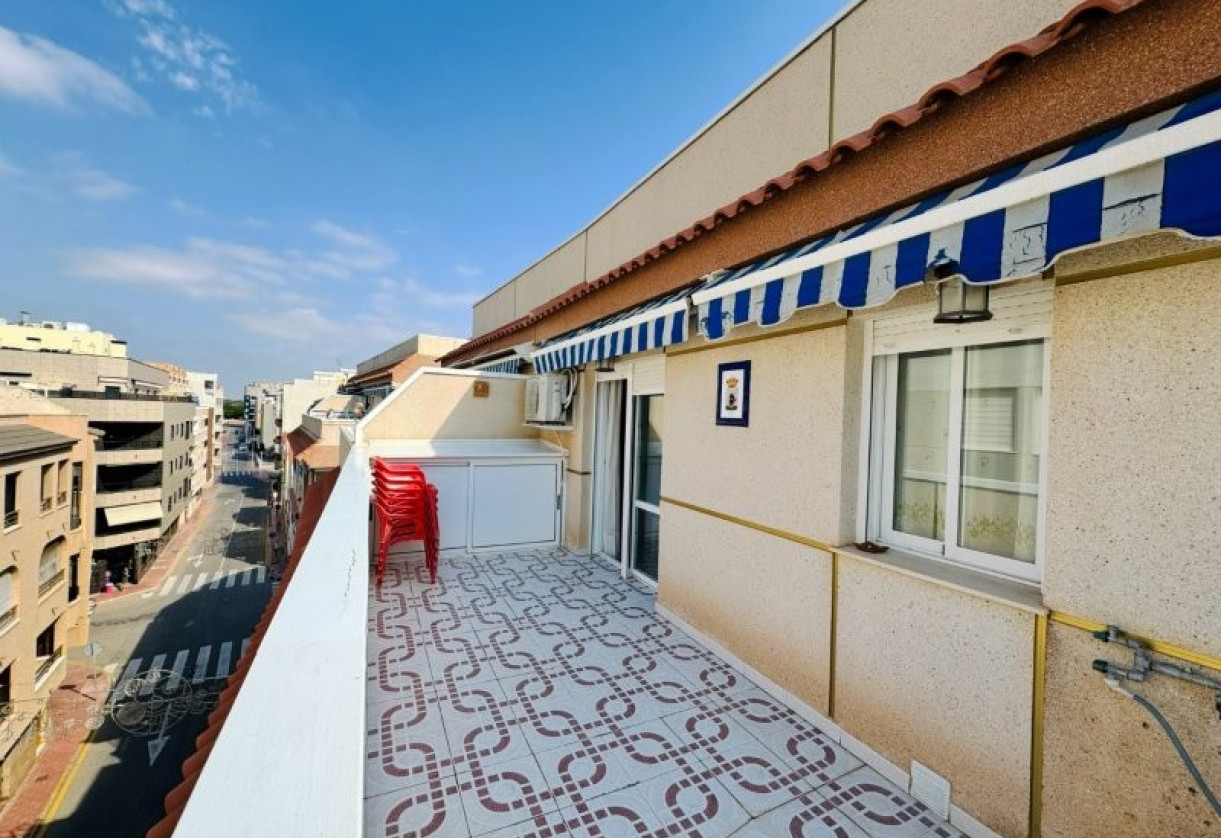 Sale · penthouse · La Mata