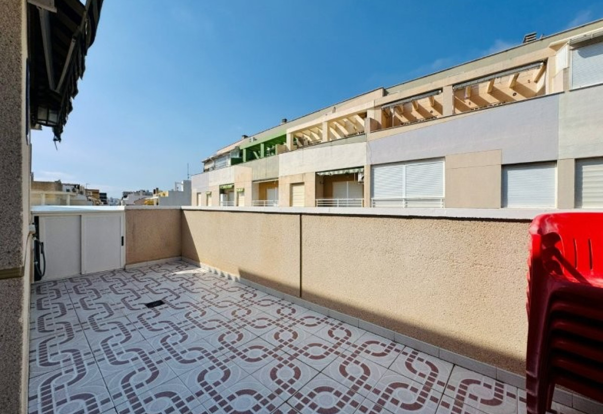 Sale · penthouse · La Mata