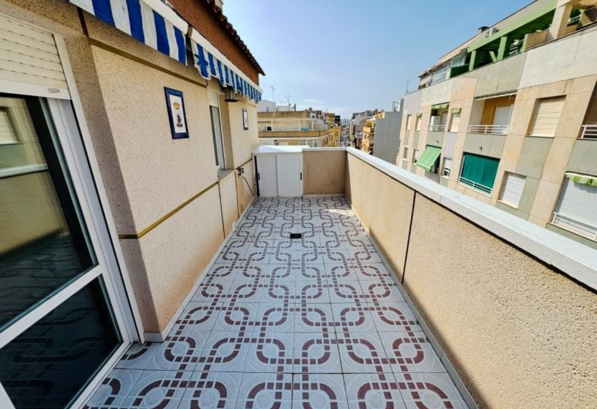 Sale · penthouse · La Mata