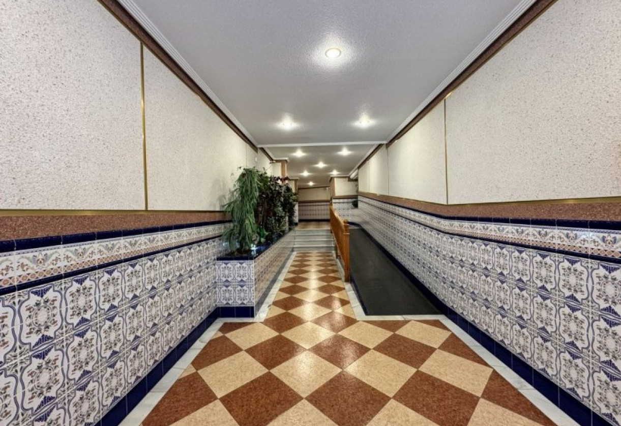 Sale · penthouse · La Mata