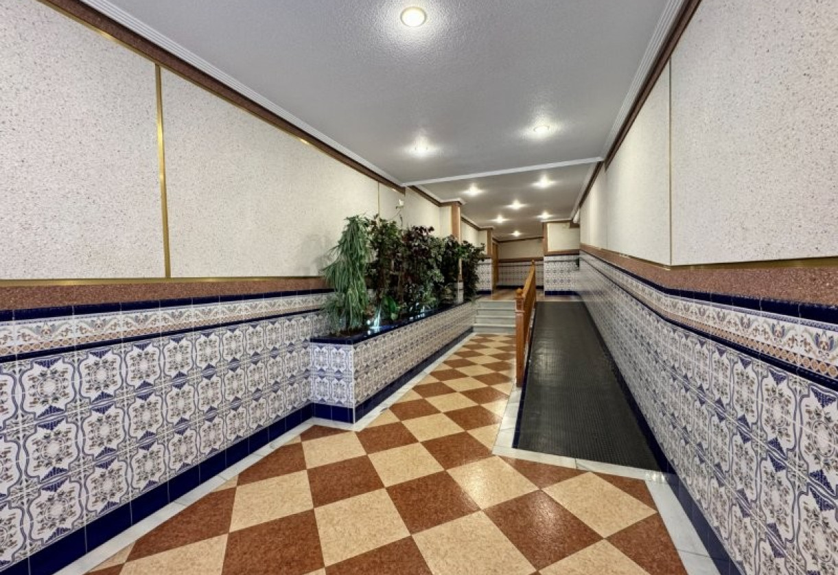 Sale · penthouse · La Mata