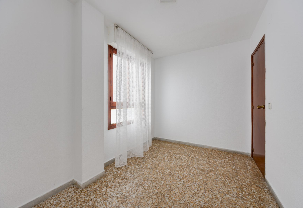 Sale · APARTAMENTO · Torrevieja · Playa del Acequión