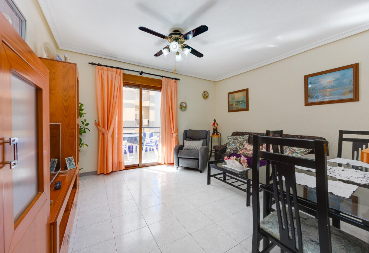 Sale · APARTAMENTO · Torrevieja · Playa del Cura
