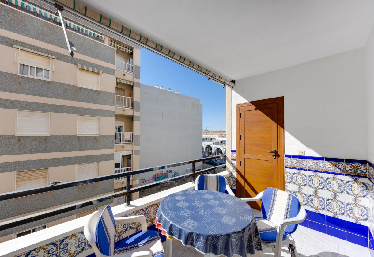 Sale · APARTAMENTO · Torrevieja · Playa del Cura