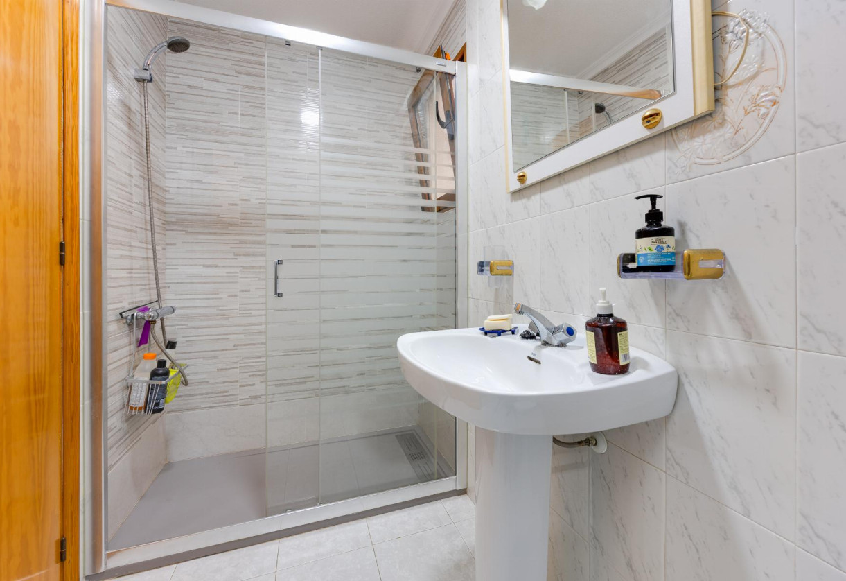 Sale · APARTAMENTO · Torrevieja · Playa del Cura