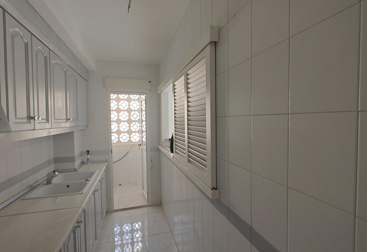Sale · APARTAMENTO · Torrevieja · Acequion