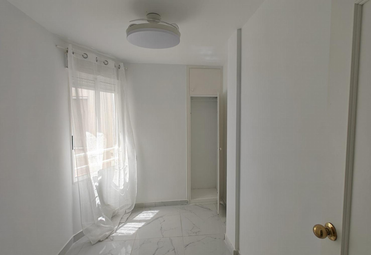Sale · APARTAMENTO · Torrevieja · Acequion