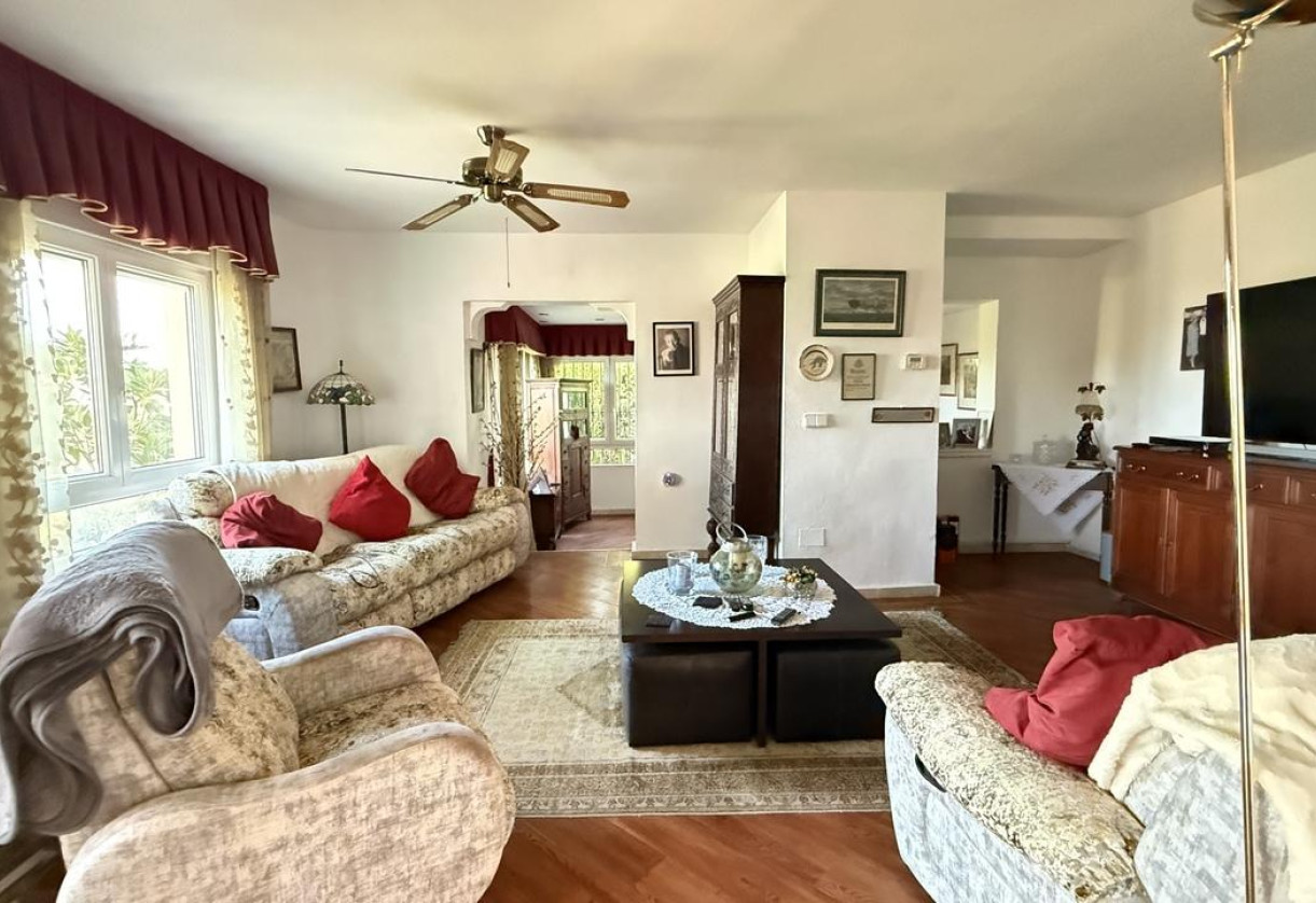 Sale · Villa · Dehesa de Campoamor · Las Ramblas Golf