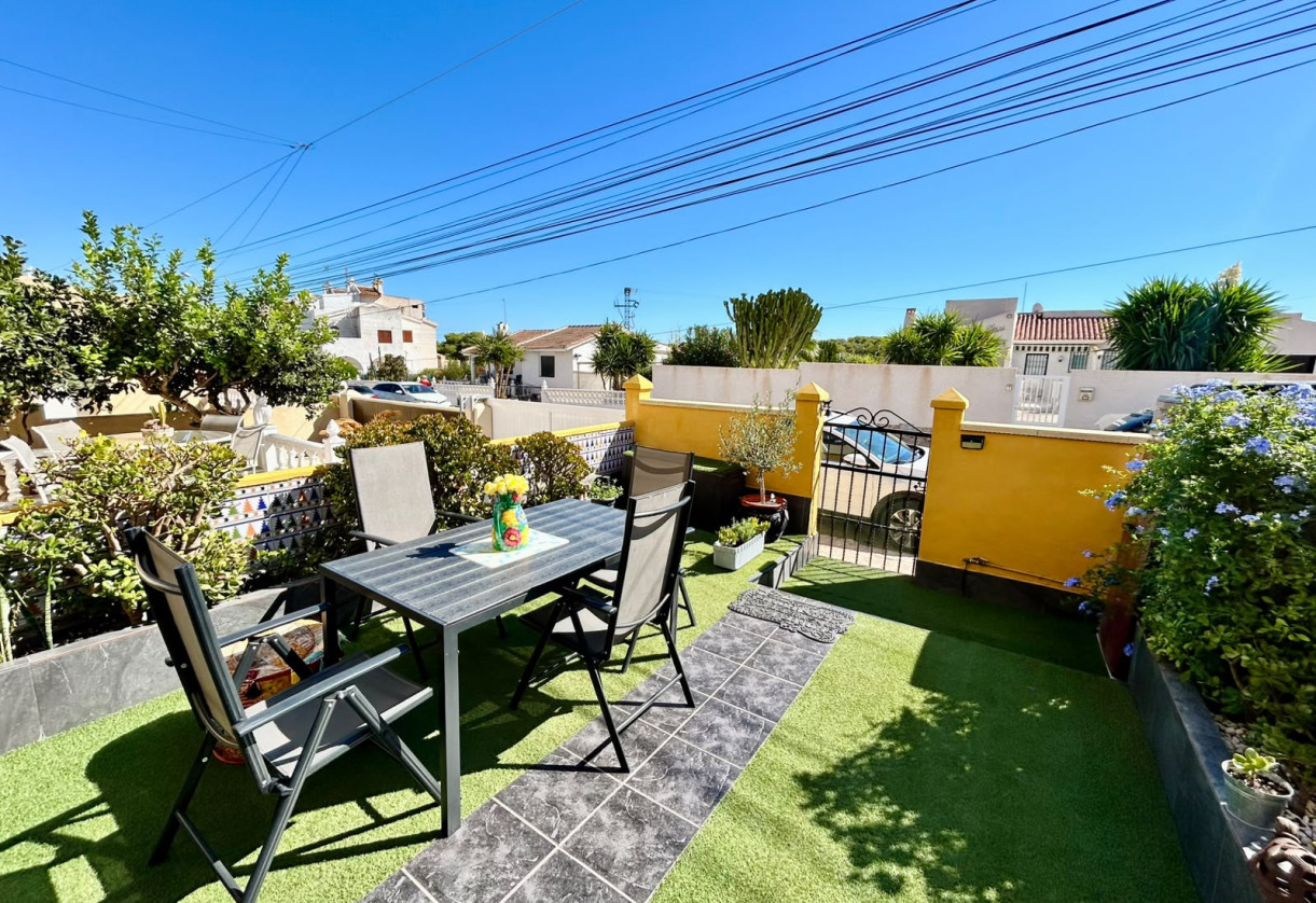 Sale · Townhouse · Torrevieja · LA SIESTA