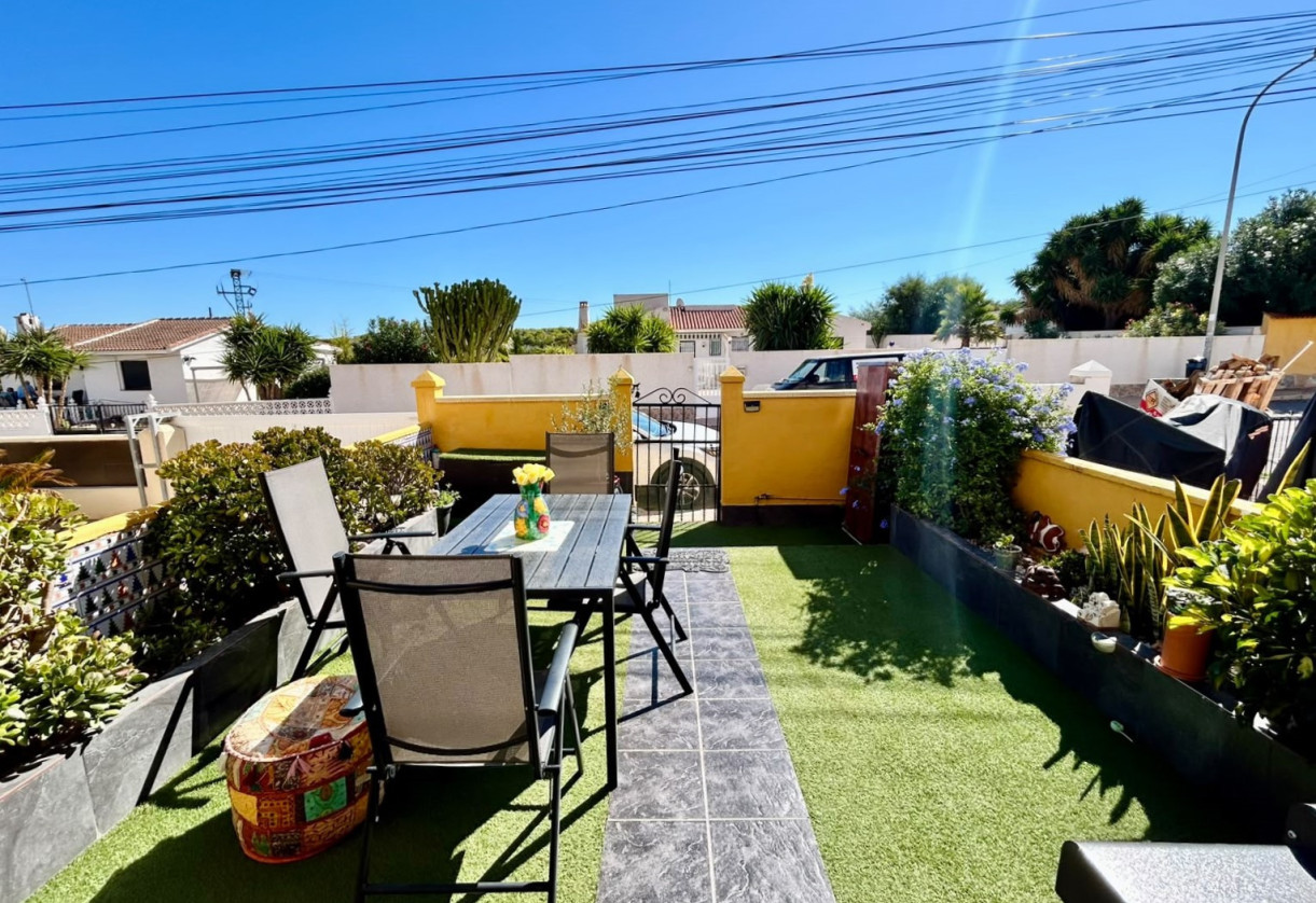 Sale · Townhouse · Torrevieja · LA SIESTA